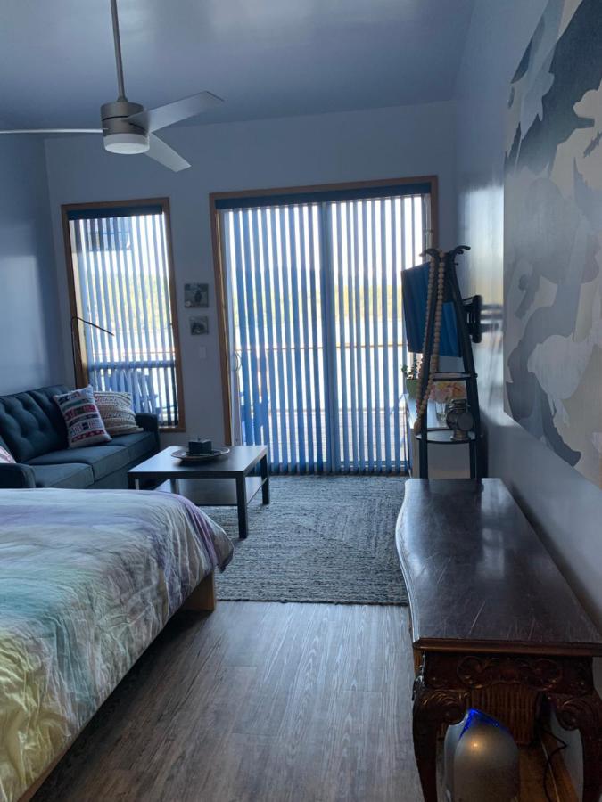 에그몽 Earls Cove Orca View B&B 외부 사진
